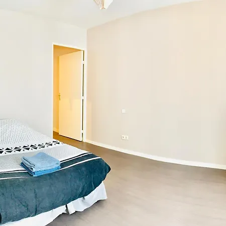 T2 Idealement Situe Gare & Centre - Parking Prive Apartment Le Mans